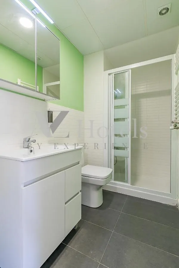 Ayz Villegas - Auto Check-In Property Madrid 0*,